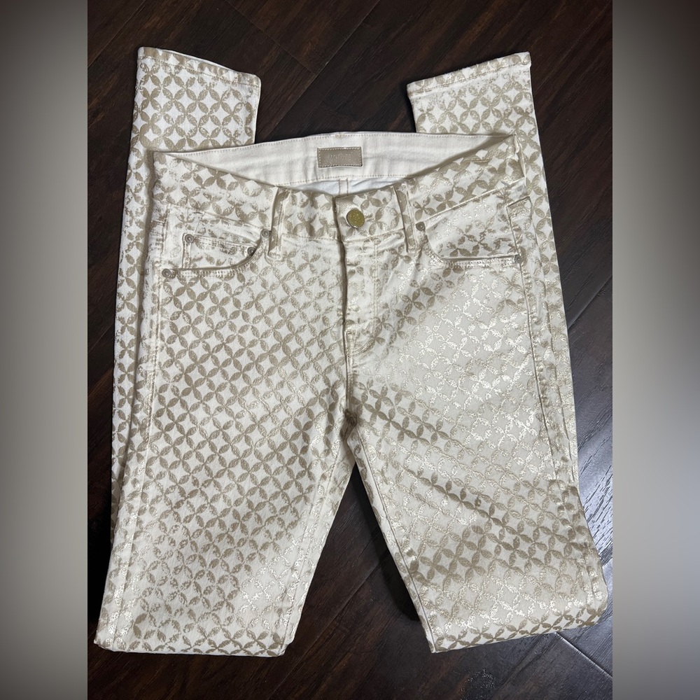 👖NWOT! Mother Gold Foil Medallion Skinny Jean